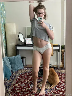 Somelittlecrumbs OnlyFans Leaked Free Thumbnail Picture - #3iEYdk3K2k