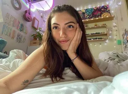 Sometimesgimena OnlyFans Leaked Free Thumbnail Picture - #MoyvoemOex