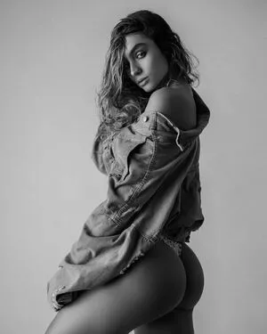 Sommer Ray OnlyFans Leaked Free Thumbnail Picture - #RZJ0jY2WWa