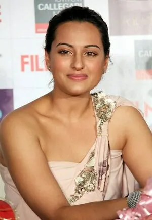 Sonakshi Sinha OnlyFans Leaked Free Thumbnail Picture - #eX6hIcr6dD