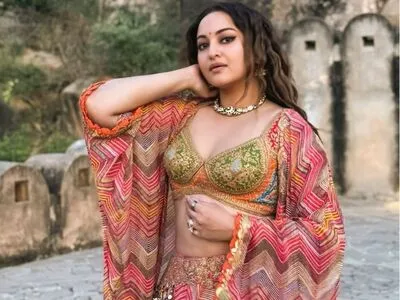 Sonakshi Sinha OnlyFans Leaked Free Thumbnail Picture - #q5XCSSuz4y