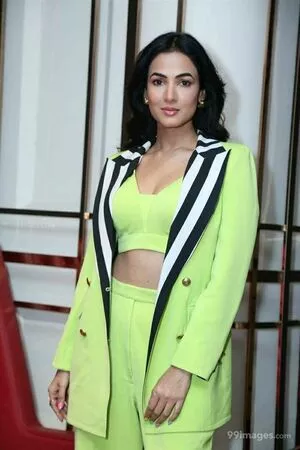 Sonal Chauhan OnlyFans Leaked Free Thumbnail Picture - #vAoVdmiWJ4