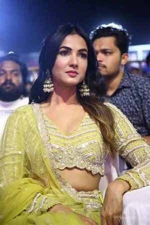 Sonal Chauhan OnlyFans Leaked Free Thumbnail Picture - #xWP3qiMwQu