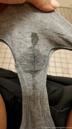 Songleexxxfree OnlyFans Leaked Free Thumbnail Picture - #51vDmphABT