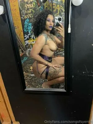 Songofsyenite OnlyFans Leaked Free Thumbnail Picture - #dKmFAismEA