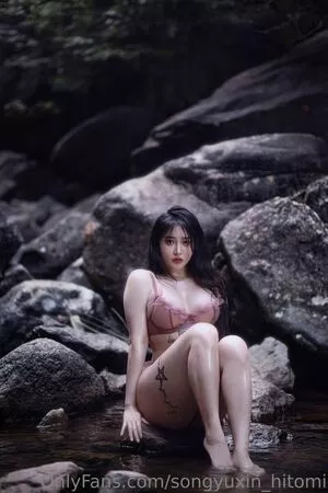 Songyuxin Hitomi OnlyFans Leaked Free Thumbnail Picture - #9TXc9bXmfk