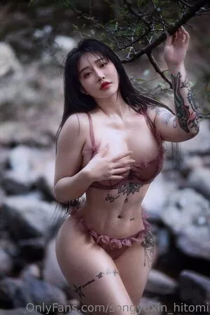 Songyuxin Hitomi OnlyFans Leaked Free Thumbnail Picture - #c3NhidzsgH