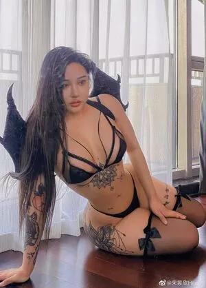 Songyuxin Hitomi OnlyFans Leaked Free Thumbnail Picture - #qb5EIeg0Rq