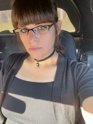 Soni Tranitron OnlyFans Leaked Free Thumbnail Picture - #1Av4HubBdQ