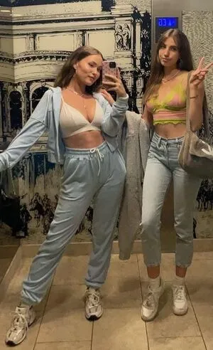 Sonny Loops OnlyFans Leaked Free Thumbnail Picture - #UVUjq4Aqof