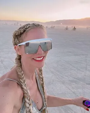 Sonya Kraus OnlyFans Leaked Free Thumbnail Picture - #5NY2779zJp