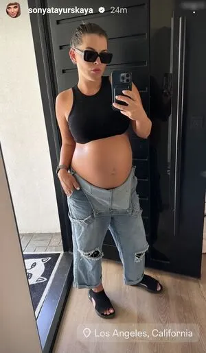 Sonya Tayurskaya OnlyFans Leaked Free Thumbnail Picture - #1CdOrzXkon