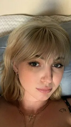 Soph8983 Sophie43 OnlyFans Leaked Free Thumbnail Picture - #jz03zh0JLt
