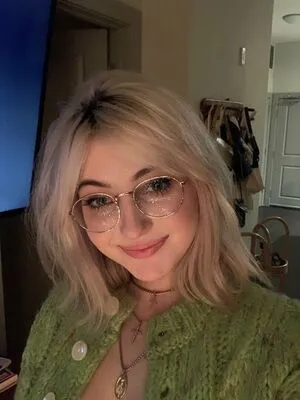 Soph8983 OnlyFans Leaked Free Thumbnail Picture - #OdbGycG5oS