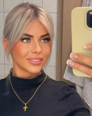Sophia Allin OnlyFans Leaked Free Thumbnail Picture - #3a75y86M4l