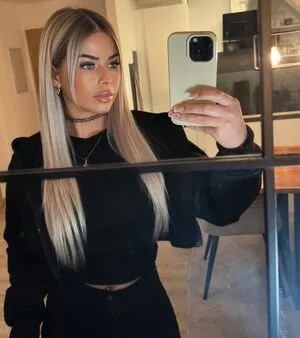 Sophia Allin OnlyFans Leaked Free Thumbnail Picture - #sqdGErv11X