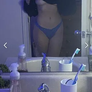 Sophia Delbridge OnlyFans Leaked Free Thumbnail Picture - #4xbnqp4nIq
