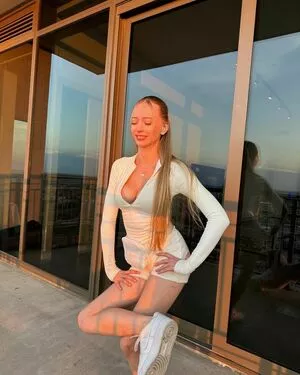 Sophia Diamond OnlyFans Leaked Free Thumbnail Picture - #0tzvDZ4Abi