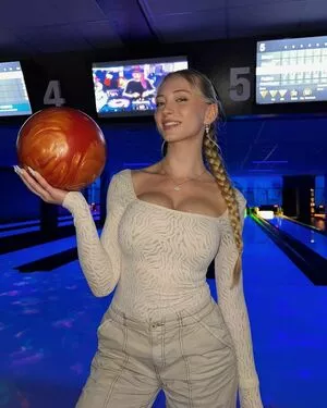 Sophia Diamond OnlyFans Leaked Free Thumbnail Picture - #GBd9vyzQ0b