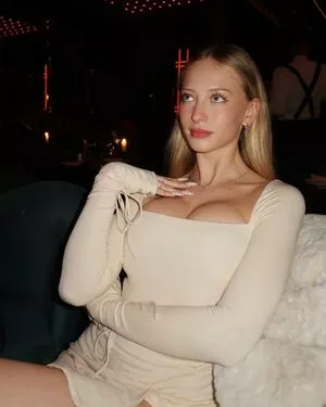 Sophia Diamond OnlyFans Leaked Free Thumbnail Picture - #UFtsHZj3a0