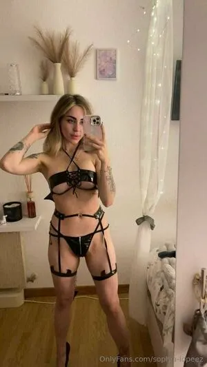 Sophia Lopeez OnlyFans Leaked Free Thumbnail Picture - #S1n0JifrdI