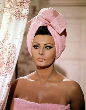 Sophia Loren OnlyFans Leaked Free Thumbnail Picture - #mVrDEMUDhd