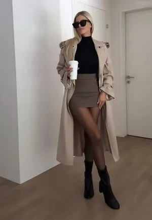 Sophia Schnherr OnlyFans Leaked Free Thumbnail Picture - #NzsgXb6Aae