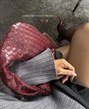 Sophia Schnherr OnlyFans Leaked Free Thumbnail Picture - #Ww96S19n5c