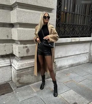 Sophia Schnherr OnlyFans Leaked Free Thumbnail Picture - #gccrEAXljR