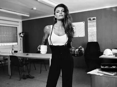 Sophia Thomalla OnlyFans Leaked Free Thumbnail Picture - #E8vomUp9v4