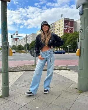 Sophia Thomalla OnlyFans Leaked Free Thumbnail Picture - #RCS8Psoh9h