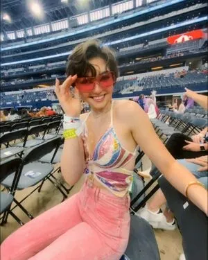 Sophia Woodward OnlyFans Leaked Free Thumbnail Picture - #UrLMFV01U9