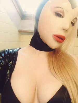 Sophialarou OnlyFans Leaked Free Thumbnail Picture - #cbe2qnAaKm