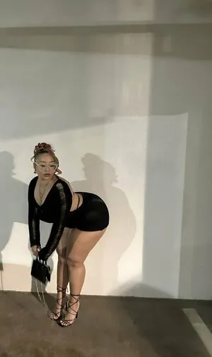 Sophialaurrren OnlyFans Leaked Free Thumbnail Picture - #SR9vSfaSBP