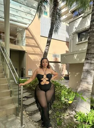 Sophialaurrren OnlyFans Leaked Free Thumbnail Picture - #xiAmy23E51