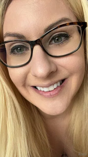 Sophiaroseisreal OnlyFans Leaked Free Thumbnail Picture - #oZo1YcvRDQ