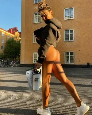Sophie Arvebrink OnlyFans Leaked Free Thumbnail Picture - #zvZNjsC8Kf