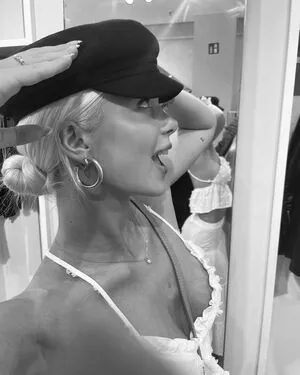 Sophie Charlott OnlyFans Leaked Free Thumbnail Picture - #ZljtVWcvss