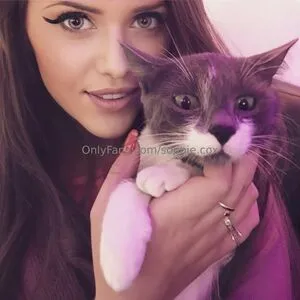 Sophie Cox OnlyFans Leaked Free Thumbnail Picture - #ehW38ycxAC