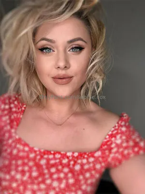 Sophie Cox OnlyFans Leaked Free Thumbnail Picture - #vhBWC1T8Yy