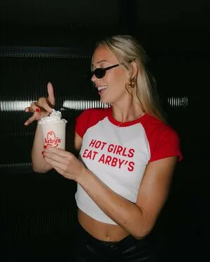 Sophie Cunningham OnlyFans Leaked Free Thumbnail Picture - #BMIP3lVfap