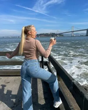 Sophie Cunningham OnlyFans Leaked Free Thumbnail Picture - #IsfslQG0AF
