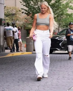 Sophie Cunningham OnlyFans Leaked Free Thumbnail Picture - #WrY5e3A8EO