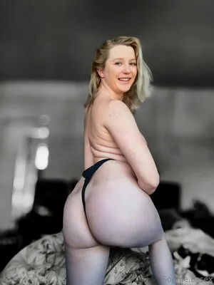 Sophie Essex OnlyFans Leaked Free Thumbnail Picture - #kbokaDPcgD