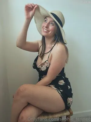 Sophie Fennec OnlyFans Leaked Free Thumbnail Picture - #AtOdBIvDZ7