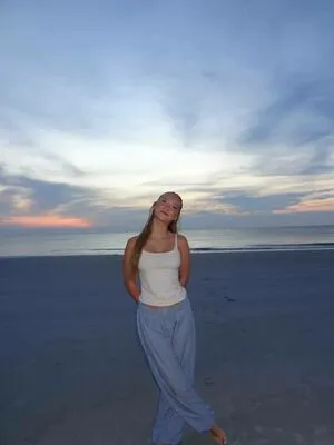 Sophie Grace OnlyFans Leaked Free Thumbnail Picture - #BHwHJJ54LS