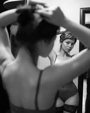 Sophie La Sage OnlyFans Leaked Free Thumbnail Picture - #4XTfpVolgE