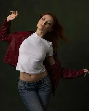 Sophie La Sage OnlyFans Leaked Free Thumbnail Picture - #8V9K83WbwD