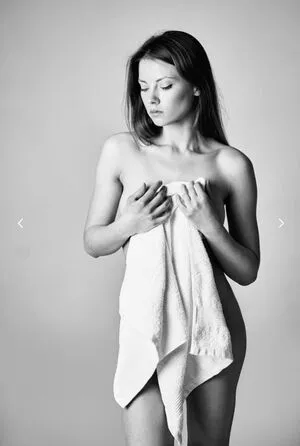 Sophie La Sage OnlyFans Leaked Free Thumbnail Picture - #bSKaRJAfyk