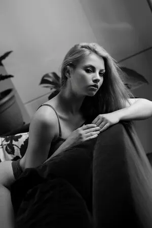 Sophie La Sage OnlyFans Leaked Free Thumbnail Picture - #c07GQcNXjJ